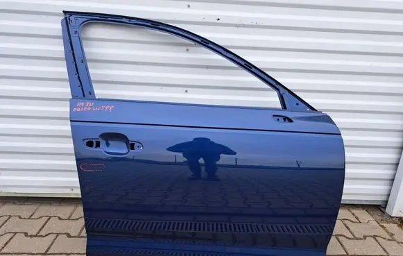 Audi A4 S4 B9 8W Front door 