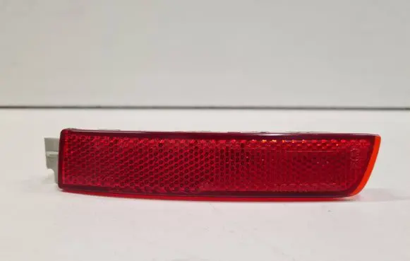 Nissan Murano Z51 Rear tail light reflector 25052461