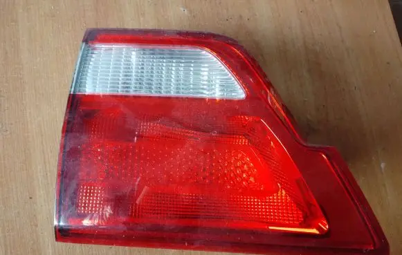 Jeep Grand Cherokee Tailgate rear/tail lights 5701274AE