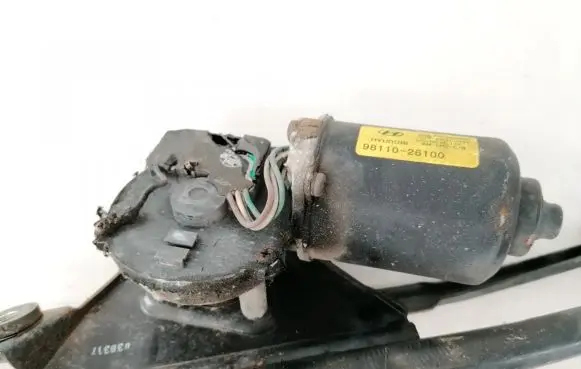 Hyundai Santa Fe Wiper motor 9811026100 03541-7450