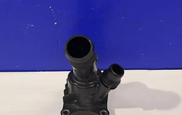 Volvo XC60 Thermostat 31686046 31474800