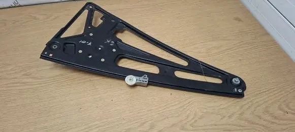 BMW 7 E38 Rear door window regulator with motor 8125203