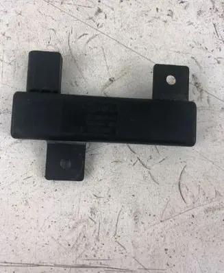 Volkswagen Touareg I Keyless system antenna 300909133e