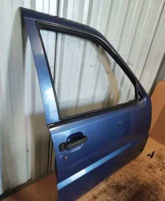 Nissan Terrano Front door