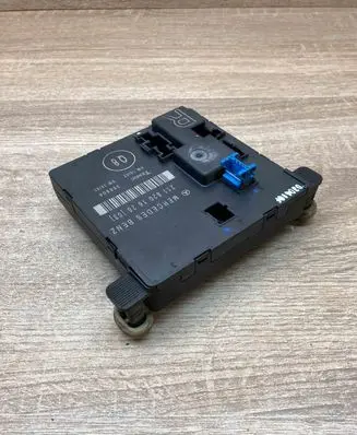 Mercedes-Benz E W211 Door control unit/module 2118201626