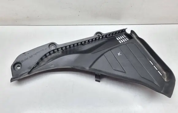 BMW 7 F01 F02 F03 F04 Wiper trim 7216973 51717216973