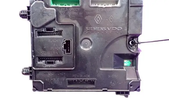 Renault Laguna III Central body control module 284B10027R