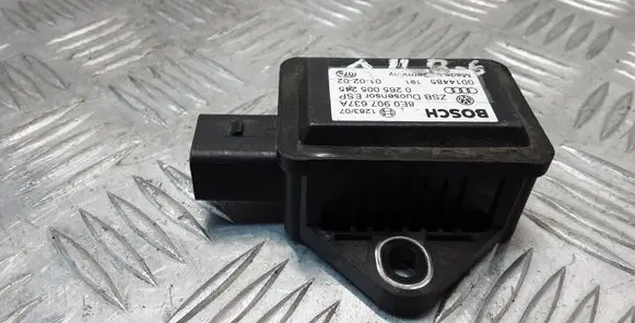 Audi A4 S4 B6 8E 8H ESP acceleration yaw rate sensor 8E0907637A