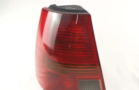 Volkswagen Golf IV Rear/tail lights 1J9945095P 1J9945257A