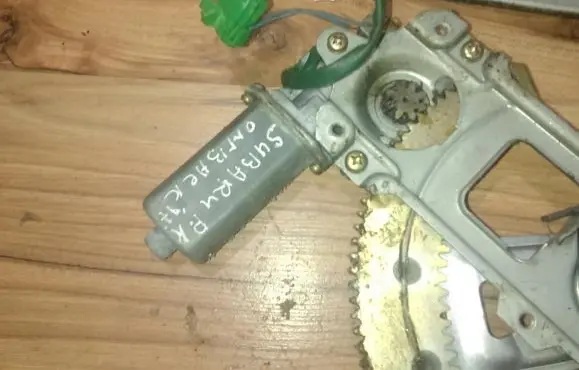 Subaru Legacy Front door window regulator motor