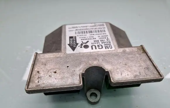 Opel Zafira B Airbag control unit/module 13188856 327963935