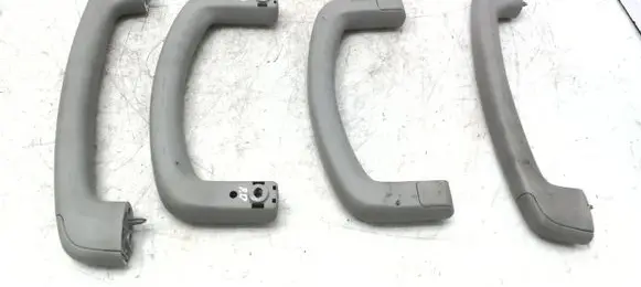Nissan Pathfinder R51 A set of handles for the ceiling 