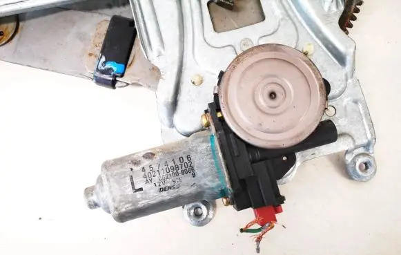 Chrysler 300M Front door window regulator motor 4574106 40211098702