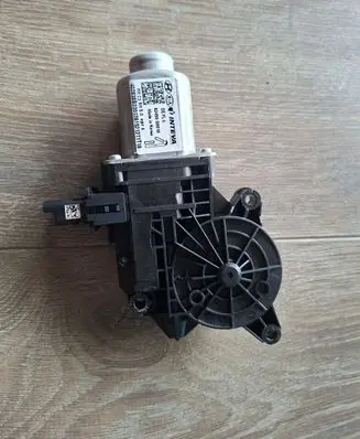 KIA Niro Front door window regulator motor 82450G5010