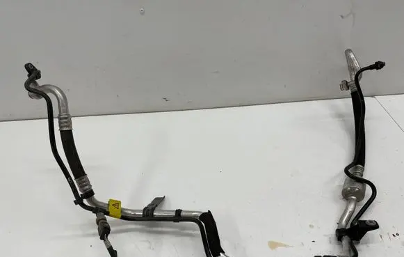 Opel Mokka B Air conditioning (A/C) pipe/hose 38341692