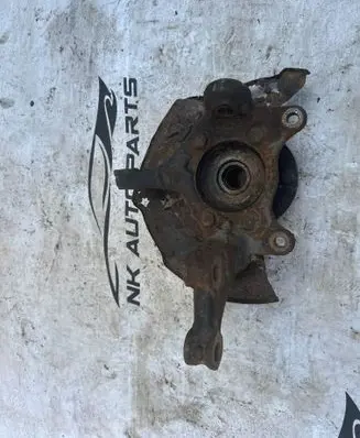 Toyota Auris E180 Front wheel hub
