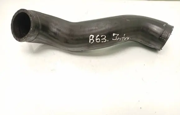 Volvo XC70 Intercooler hose/pipe 30766441