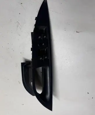 Seat Altea Electric window control switch 156022462 5P1867171A