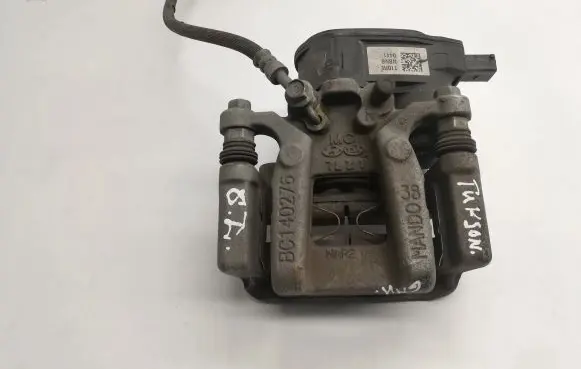 Hyundai Tucson TL Rear brake caliper