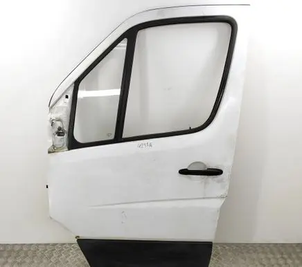 Mercedes-Benz Sprinter W906 Front door A9067200005