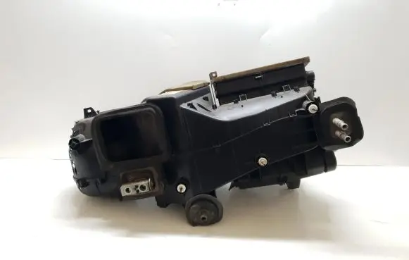 Chrysler Pacifica Interior heater climate box assembly P05005103AV