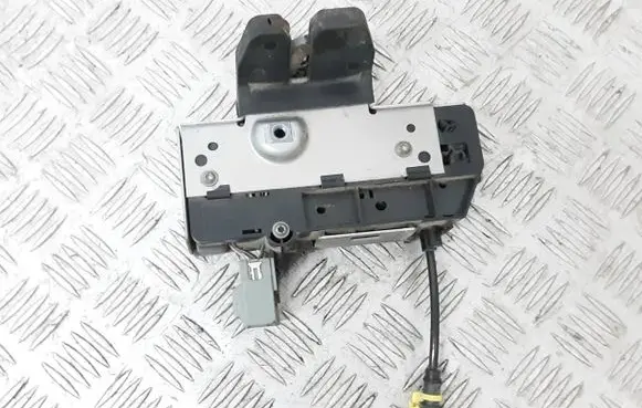Volvo XC90 Tailgate/trunk/boot lock/catch/latch 31253053