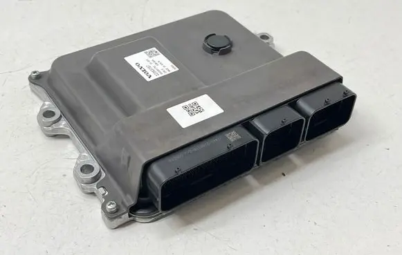 Volvo S60 Engine control unit/module 32383797 D5E1C 0000001782