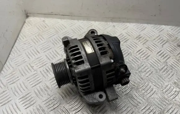 Toyota Corolla Verso AR10 Generator/alternator 270600G011