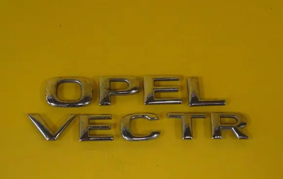 Opel Vectra B Manufacturers badge/model letters 