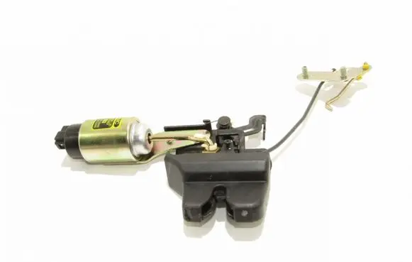 KIA Opirus Tailgate/trunk/boot lock/catch/latch 9579033000