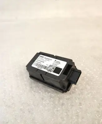 BMW 7 G11 G12 Door central lock control unit/module 6844045