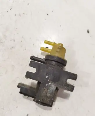 Peugeot 5008 Vacuum valve 9672875080