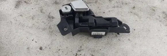 BMW 5 F10 F11 Glove box lock 03F1010017