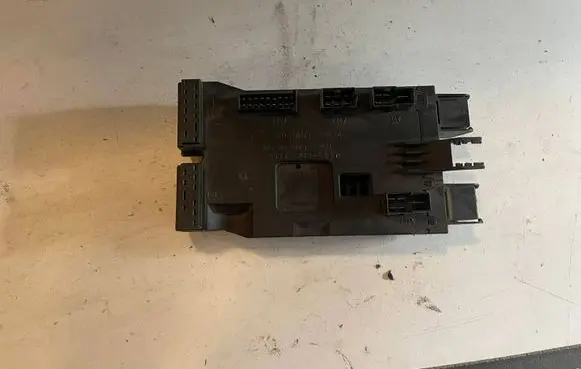 Mercedes-Benz Vito Viano W638 Fuse box set 08501002