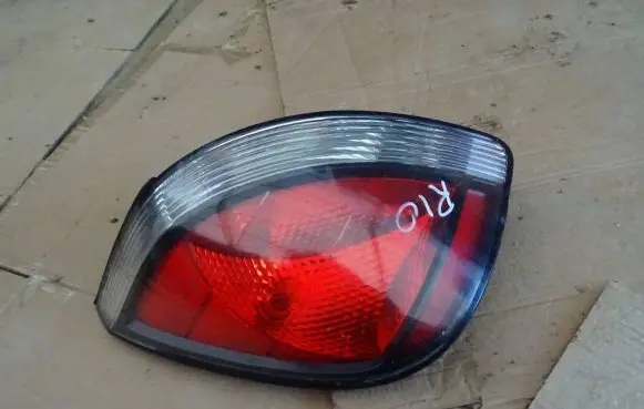 KIA Rio Rear/tail lights