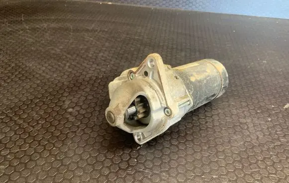 Opel Astra H Starter motor 32648N 32643N