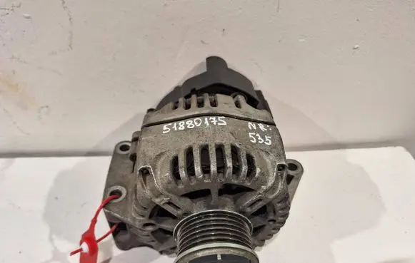 Fiat 500L Generator/alternator 51880175