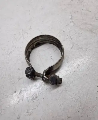 Mercedes-Benz ML W163 Muffler pipe connector clamp A0004901441