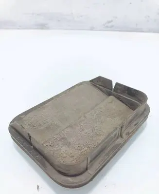 Tesla Model S Quarter panel pressure vent 