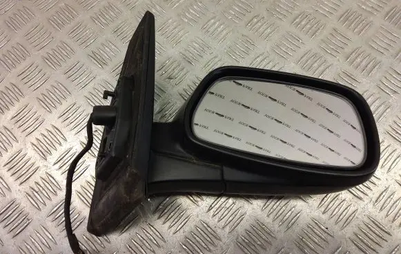 Toyota Corolla E120 E130 Front door electric wing mirror E11015440 SKH5636