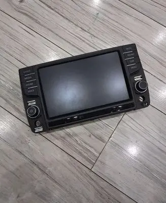 Volkswagen Tiguan Head unit multimedia control 7C0919606