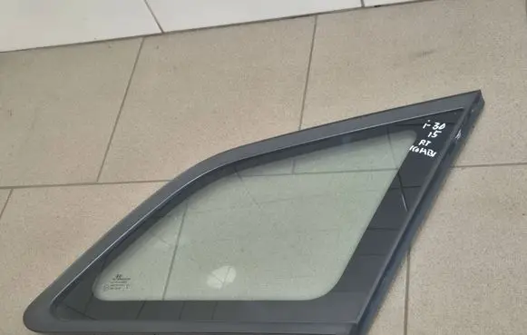 Hyundai i30 Rear side window 87820A6500