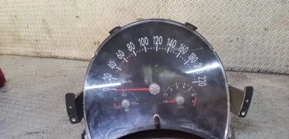 Volkswagen New Beetle Speedometer (instrument cluster) 1C0919861A