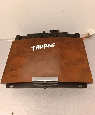 Ashtray (front)