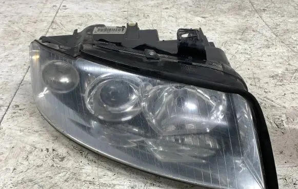 Audi A4 S4 B6 8E 8H Headlight/headlamp 8E0941004F