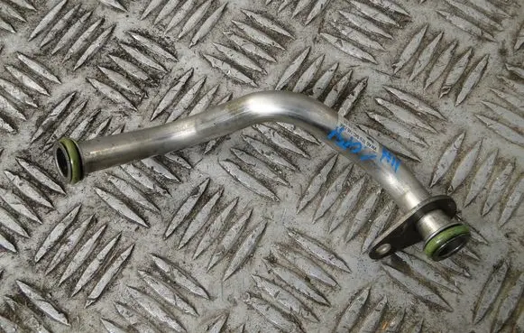 Volkswagen Polo VI Turbo turbocharger oiling pipe/hose 
