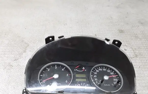 Speedometer (instrument cluster)
