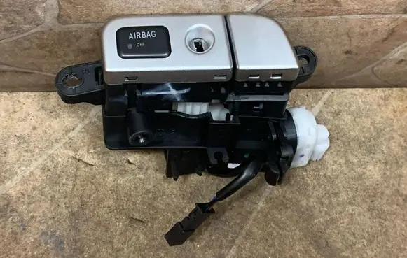 Mercedes-Benz SL R230 Passenger airbag on/off switch A2306800284