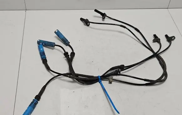 BMW X1 E84 ABS brake wheel speed sensor 6908705