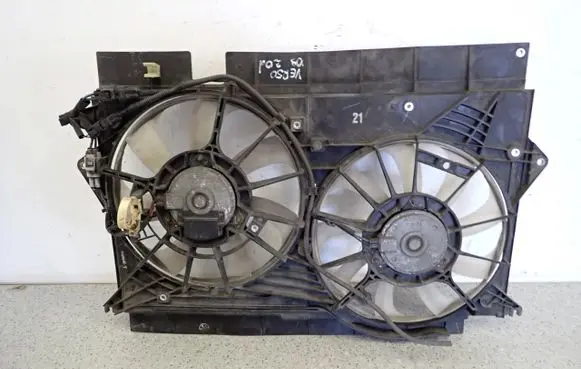 Toyota Verso Air conditioning (A/C) fan (condenser) 
